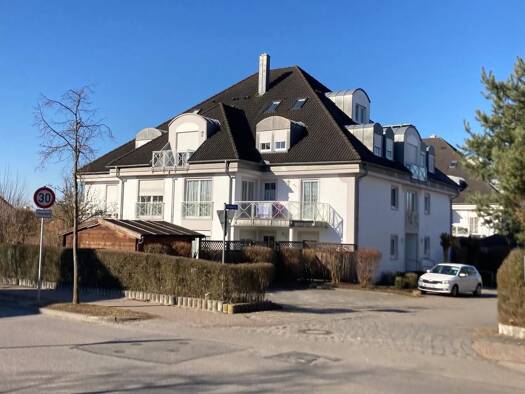 Wohnung zur Miete 690 € 2 Zimmer 55 m² Erikaweg 4 Abensberg 93326