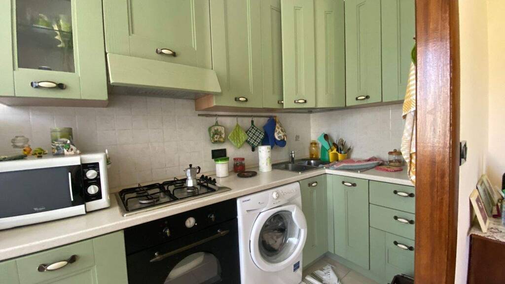 Wohnung zum Kauf 70.000 € 2 Zimmer 70 m² frei ab sofort Urbe 17048