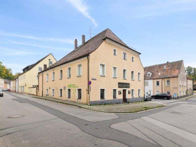 Mehrfamilienhaus zum Kauf 289.000 € 10 Zimmer 187,8 m² 253 m² Grundstück Sulzbach-Rosenberg 92237