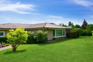Villa zum Kauf 650.000 € 7 Zimmer 302 m² 3.176 m² Grundstück Bad Wildungen Bad Wildungen / Reitzenhagen 34537