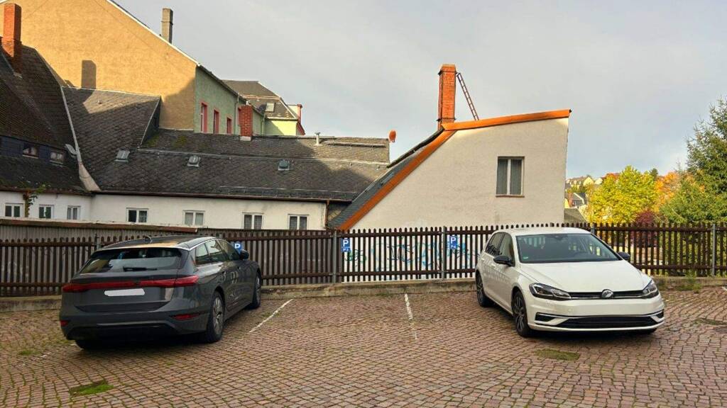 Außenstellplatz zur Miete 30 € Freiberger Straße 9 Mittweida 09648