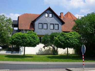 Mehrfamilienhaus zum Kauf 995.000 € 20 Zimmer 464,2 m² 892 m² Grundstück Hüttengesäßer Str. 2 Marköbel Hammersbach , Hess 63546