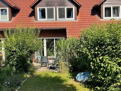 Reihenmittelhaus zum Kauf provisionsfrei 229.000 € 4 Zimmer 106,2 m² 246 m² Grundstück Am Park 25 Consrade Plate 19086