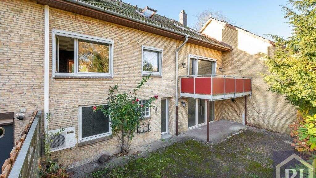 Reihenmittelhaus zum Kauf provisionsfrei 399.000 € 7 Zimmer 145,5 m² 654 m² Grundstück Pries Kiel 24159