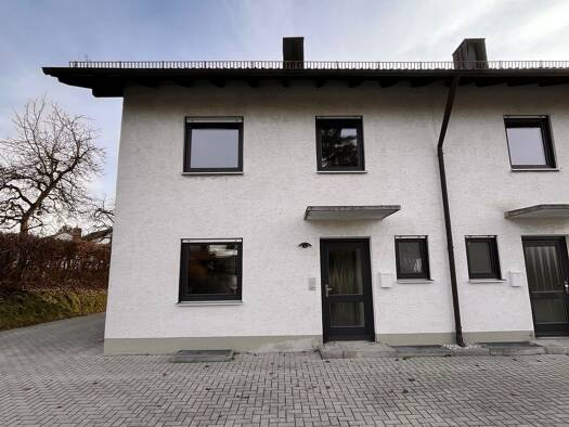 Doppelhaushälfte zur Miete 1.450 € 4,5 Zimmer 155 m² 350 m² Grundstück frei ab sofort Grubweg Passau 94034