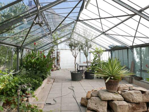 Einfamilienhaus zum Kauf 890.000 € 10 Zimmer 346,7 m² 615 m² Grundstück Oberesslingen Esslingen 73730