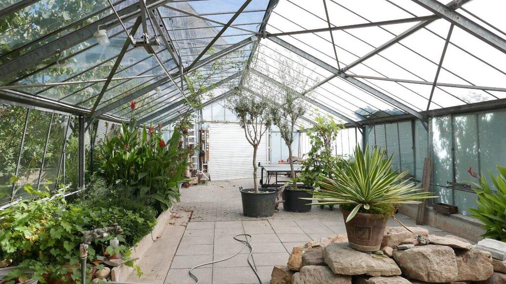 Einfamilienhaus zum Kauf 890.000 € 10 Zimmer 346,7 m² 615 m² Grundstück Oberesslingen Esslingen 73730