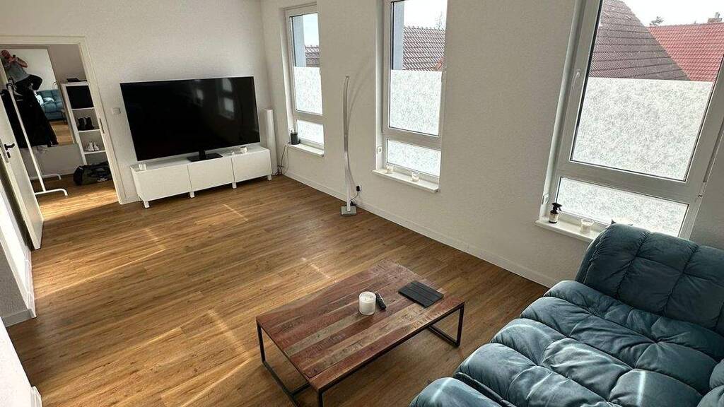 Wohnung zur Miete 870 € 3 Zimmer 82 m² 1. Geschoss frei ab sofort Varel 26316