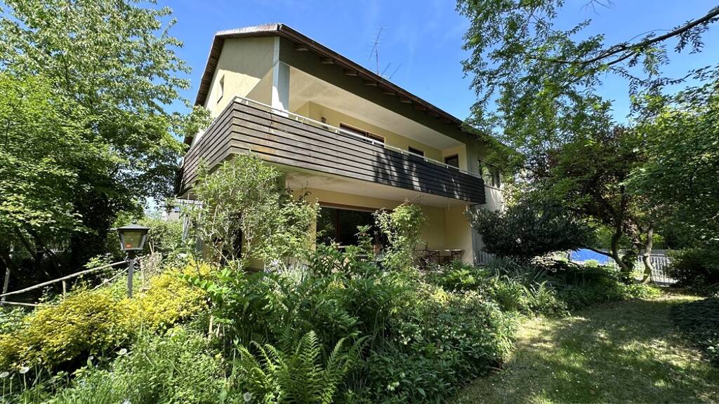 Einfamilienhaus zum Kauf 339.000 € 10 Zimmer 276 m² 825 m² Grundstück Bad Neustadt Bad Neustadt an der Saale 97616