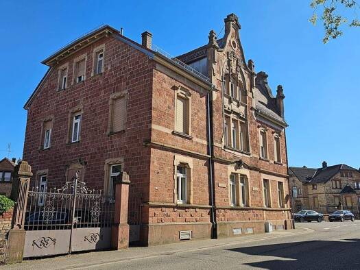 Wohnung zum Kauf 375.000 € 5 Zimmer 130 m² 2. Geschoss frei ab sofort Edesheim 67483