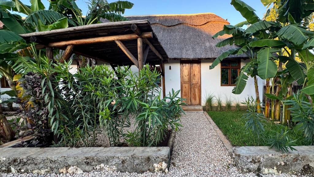 Bungalow zum Kauf provisionsfrei 49.000 € 1 Zimmer 40 m² 60 m² Grundstück Zanzibar