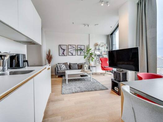 Wohnung zum Kauf 449.000 € 2 Zimmer 44 m² 8. Geschoss Neuhausen-Nymphenburg München 80639