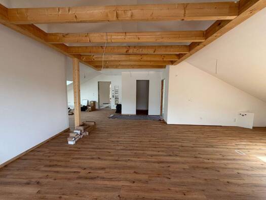 Wohnung zur Miete 1.177 € 2,5 Zimmer 98,1 m² 2. Geschoss Penzenhofener Straße Winkelhaid Winkelhaid 90610