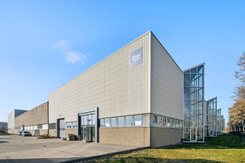 Lagerhalle zur Miete 8.500 € 1.560 m² Lagerfläche Butzbach Butzbach 35510