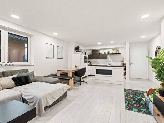 Wohnung zum Kauf 369.000 € 4 Zimmer 81,5 m² Buch Meckenbeuren 88074