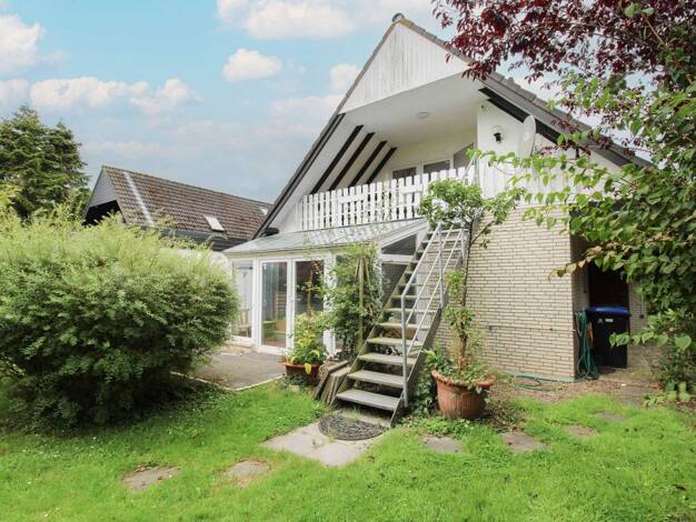 Mehrfamilienhaus zum Kauf als Kapitalanlage geeignet 179.000 € 5 Zimmer 125 m² 487 m² Grundstück Sehestedt Jade 26349