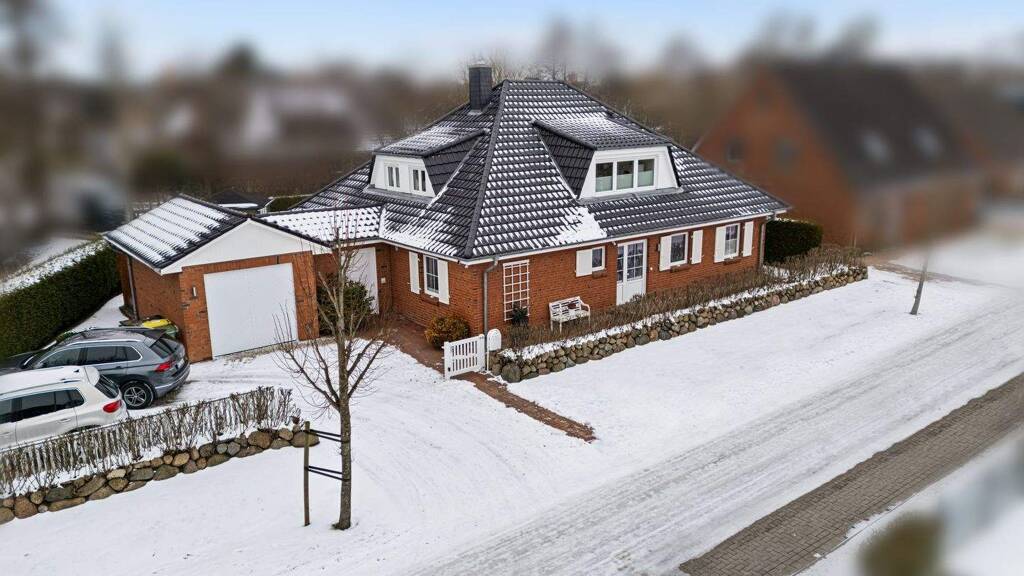 Einfamilienhaus zum Kauf provisionsfrei 1.095.000 € 7 Zimmer 200 m² 739 m² Grundstück Sankt Peter-Ording 25826