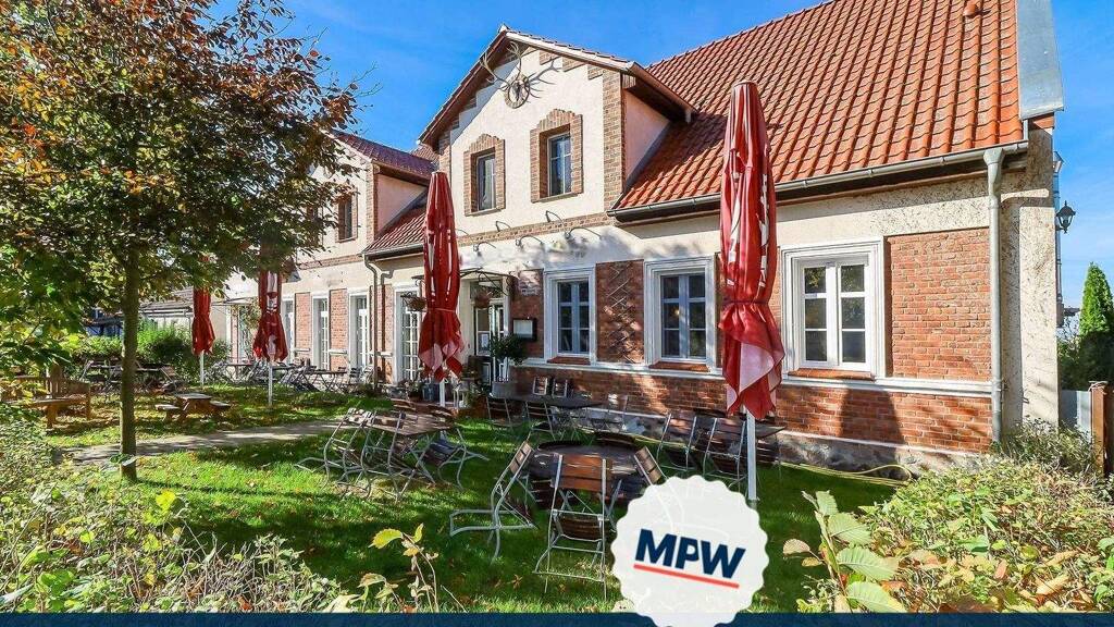 Mehrfamilienhaus zum Kauf 889.000 € 15 Zimmer 528 m² 1.080 m² Grundstück Niewisch Friedland 15848