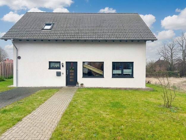 Einfamilienhaus zum Kauf 625.000 € 6 Zimmer 152 m² 755 m² Grundstück Großkönigsförde Lindau 24214