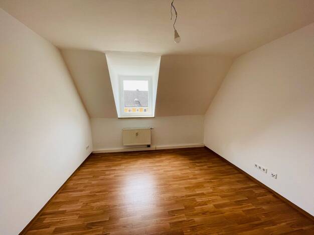 Wohnung zur Miete 469 € 4 Zimmer 70 m² 3. Geschoss frei ab sofort Karl-Hofbauer-Str. 19 Altenstadt Altenstadt a.d.Waldnaab 92665
