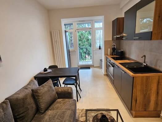 Wohnung zur Miete 1.350 € 2 Zimmer 49 m² Geschoss 1/4 frei ab sofort Ludwigshafener Straße 17 Eller Düsseldorf 40229