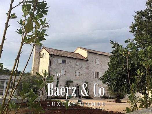 Villa zum Kauf 1.300.000 € 4 Zimmer 517 m² 13.497 m² Grundstück Grožnjan