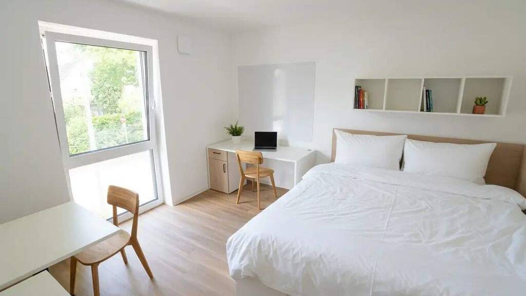 Wohnung zur Miete - Erstbezug 715 € 1,5 Zimmer 24 m² 2. Geschoss Weiden Köln 50858