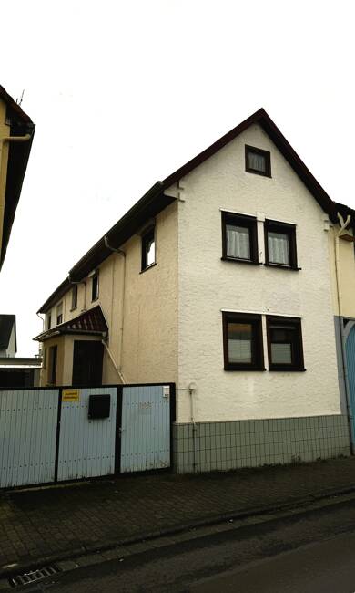 Einfamilienhaus zum Kauf 248.000 € 5 Zimmer 115 m² 329 m² Grundstück frei ab sofort Waldgirmes Lahnau 35633