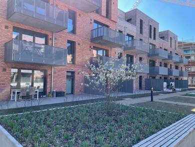 Wohnung zum Kauf - Neubau 376.000 € 2 Zimmer 70,5 m² 2. Geschoss frei ab sofort Handelshäfen Bremen 28217