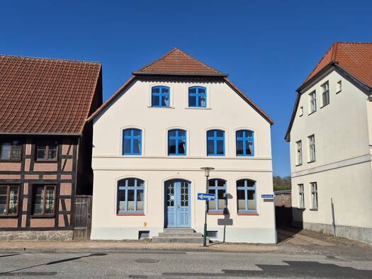 Stadthaus zum Kauf 460.000 € 13 Zimmer 265 m² 301 m² Grundstück frei ab sofort Crivitz 19089