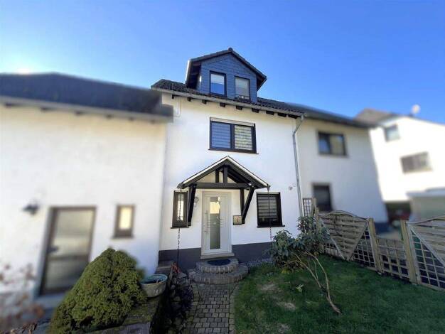 Reihenmittelhaus zum Kauf 245.000 € 4 Zimmer 129 m² 173 m² Grundstück Schmallenberg 57392