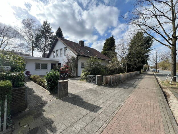 Einfamilienhaus zum Kauf provisionsfrei 1.100.000 € 10 Zimmer 268 m² 1.042 m² Grundstück Rehhecke 61 Lintorf Ratingen 40885