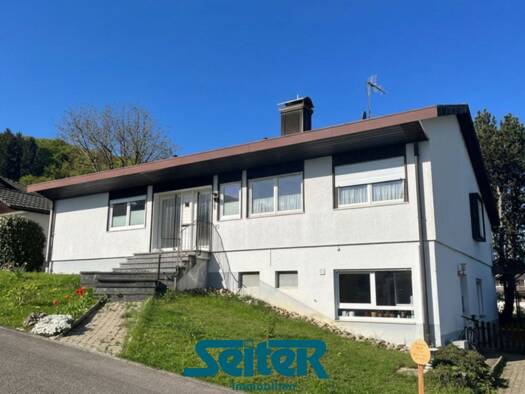 Einfamilienhaus zum Kauf 550.000 € 8 Zimmer 210 m² 657 m² Grundstück frei ab sofort Fasanengarten 10 Kandern Kandern 79400