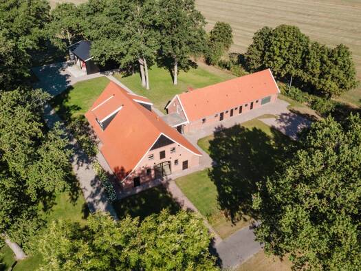 Haus zum Kauf 1.100.000 € 7 Zimmer 199 m² 16.325 m² Grundstück Getelo 49843