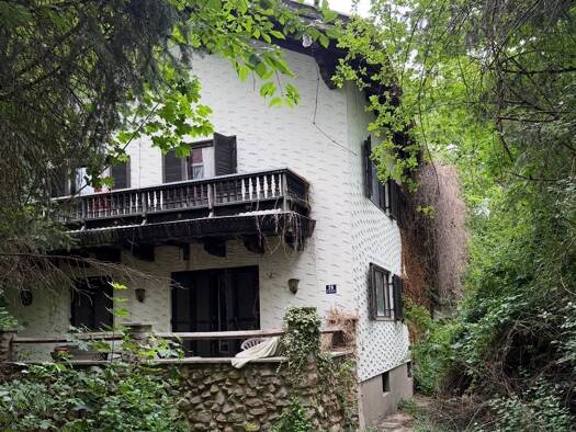 Mehrfamilienhaus zum Kauf provisionsfrei 419.000 € 6 Zimmer 168 m² 799 m² Grundstück frei ab sofort Johann-Sebastian-Bach-Straße 26 Waldkraiburg Waldkraiburg 84478