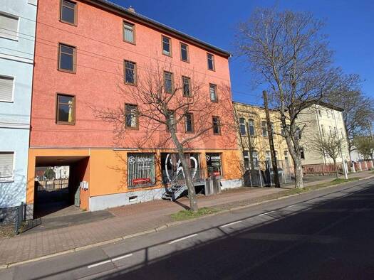 Mehrfamilienhaus zum Kauf als Kapitalanlage geeignet 480.000 € 17 Zimmer 455 m² 334 m² Grundstück Eisenach 99817