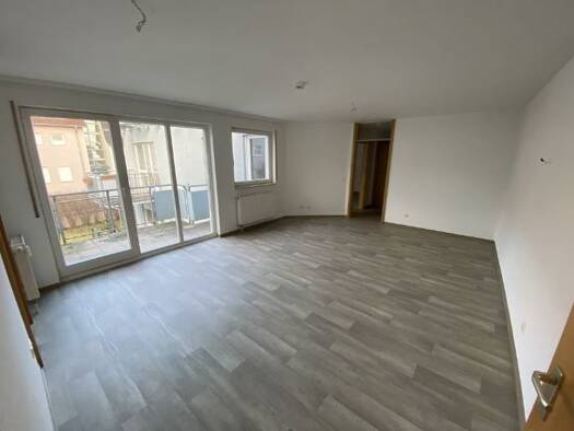 Wohnung zur Miete 400 € 2 Zimmer 66,2 m² frei ab 01.11.2026 Altenburg Altenburg 04600