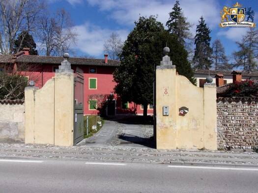 Einfamilienhaus zum Kauf 580.000 € 5 Zimmer 351 m² 3.000 m² Grundstück Codroipo 33033