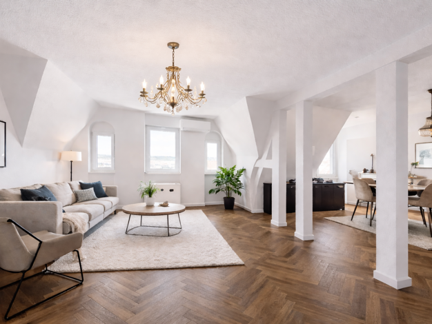 Wohnung zum Kauf 319.000 € 2,5 Zimmer 65 m² 5. Geschoss Mitte Stuttgart 70184