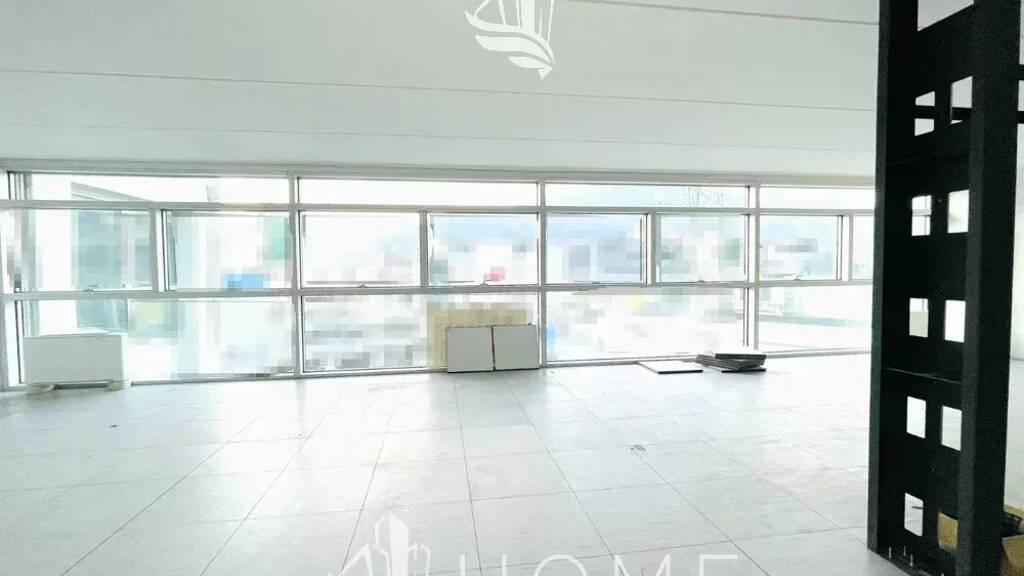 Bürofläche zum Kauf provisionsfrei 320.000 € 235 m² Bürofläche via Giuseppe di Vittorio 19 Bozen 39100