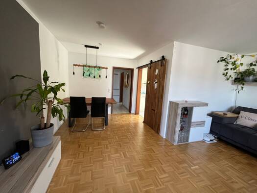 Wohnung zur Miete 800 € 2,5 Zimmer 62 m² Geschoss 1/2 frei ab 01.10.2026 Großheppach Weinstadt 71384