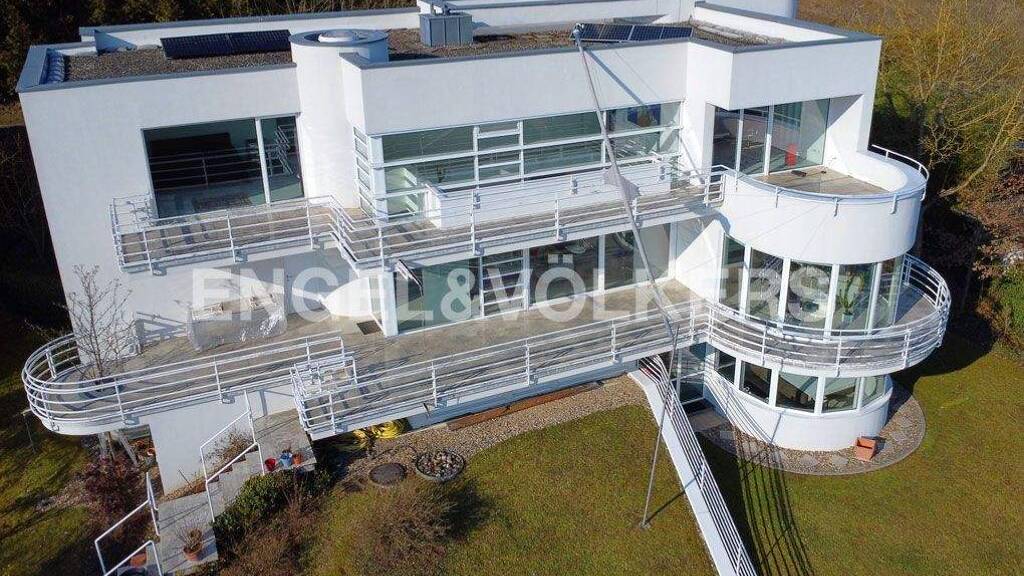 Haus zum Kauf 12 Zimmer 315 m² 1.704 m² Grundstück Bad Kissingen 97688