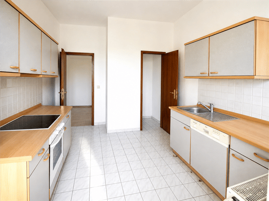 Wohnung zur Miete 370 € 2 Zimmer 63,8 m² 3. Geschoss Würzburger Straße 47 Sonnenberg Sonnenberg 09130