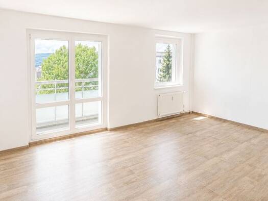 Wohnung zur Miete 390 € 2 Zimmer 57,1 m² 4. Geschoss frei ab sofort Am Steingraben 53 Meiningen 98617