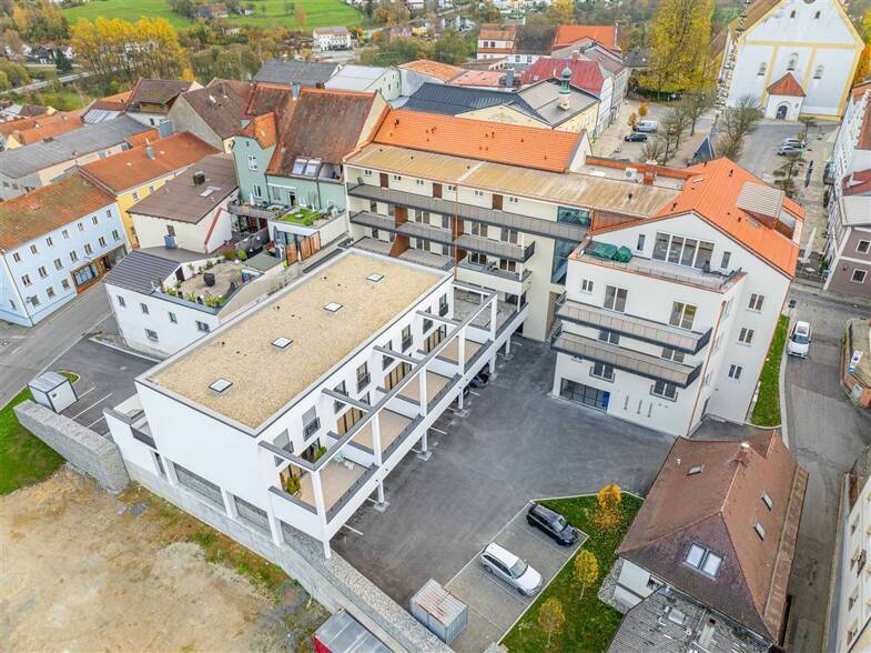 Wohnung zur Miete 880 € 2 Zimmer 80 m² frei ab sofort Stadtplatz 14 Viechtach Viechtach 94234
