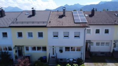 Reihenmittelhaus zum Kauf 445.000 € 5 Zimmer 110 m² 253 m² Grundstück Bernau Bernau am Chiemsee 83233