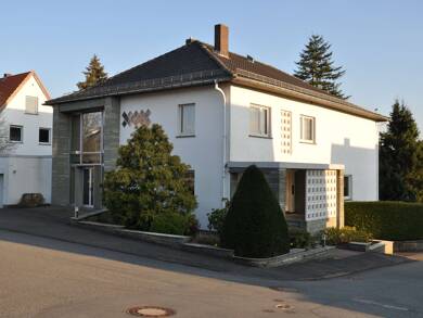 Einfamilienhaus zum Kauf 360.000 € 8 Zimmer 479 m² 2.032 m² Grundstück Menne Warburg-Menne 34414