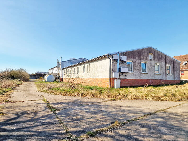 Halle/Industriefläche zum Kauf 200.000 € 700 m² Lagerfläche Lassan Lassan 17440