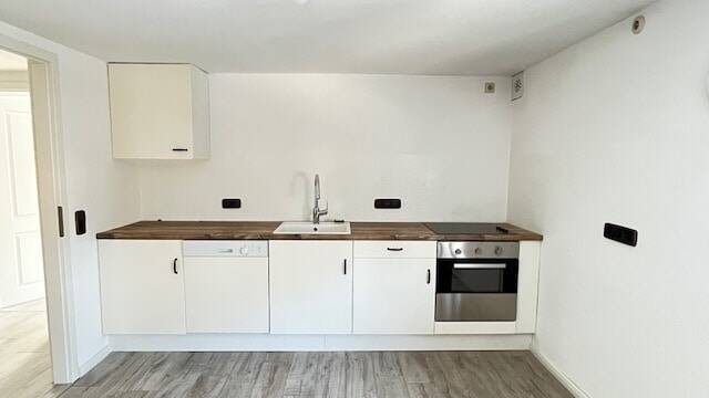 Immobilie in Kalefeld - Großzügiges Ein- bis Zweifamilienhaus in naturnaher Lage mit Doppelcarport! - Bild 4