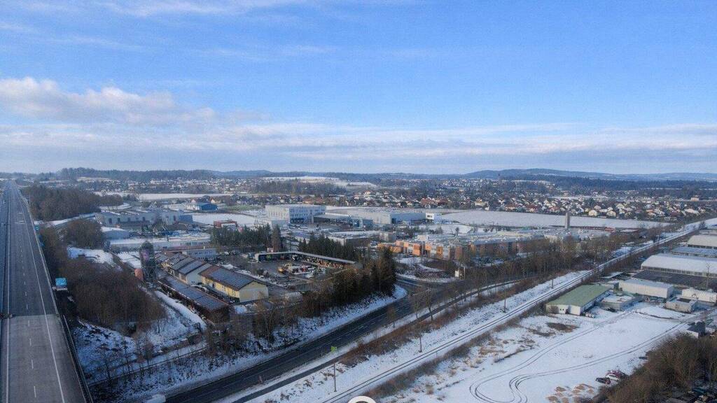 Gewerbegrundstück zum Kauf 9.812 m² Grundstück Gewerbegebiet Ager 3 Seewalchen am Attersee 4863